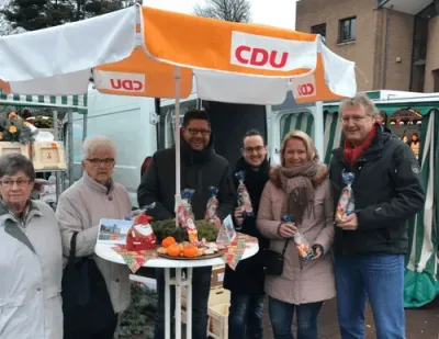 Beitragsbild: Frohe Weihnachten und einen guten Rutsch ins Neue Jahr