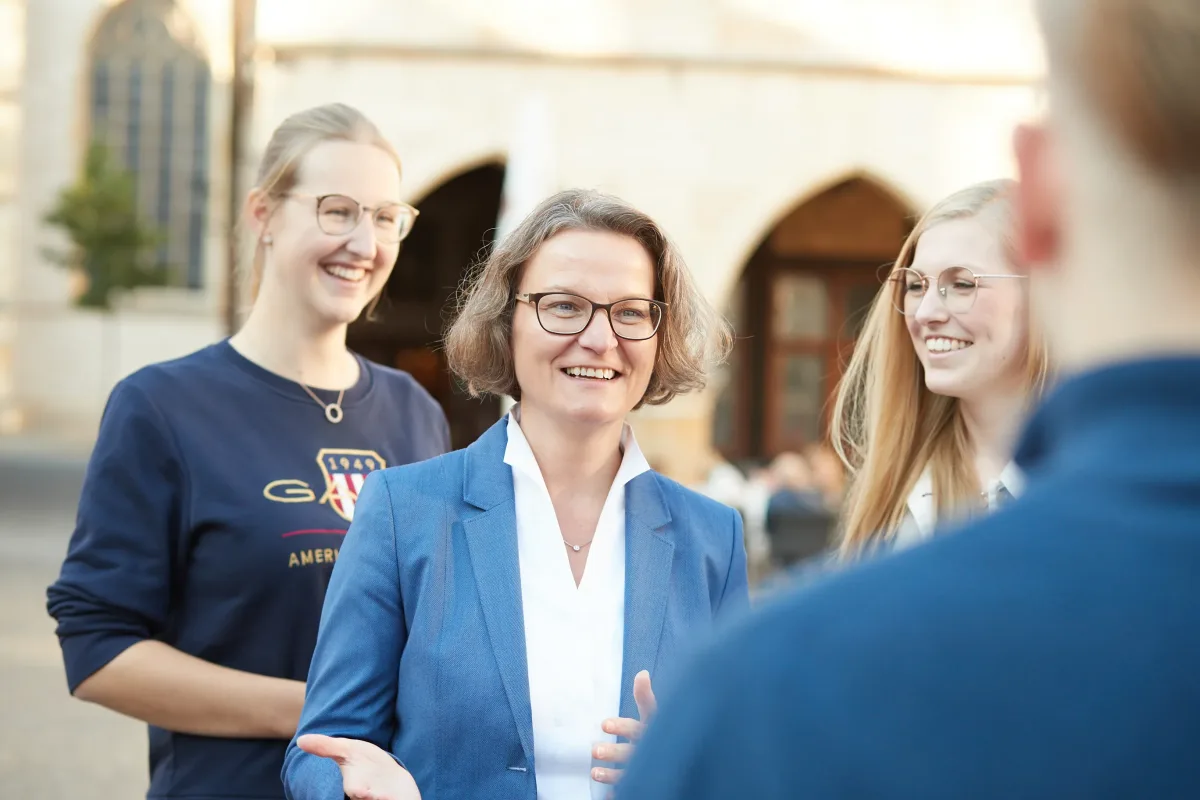 Ina Scharrenbach im Gespräch (2022)